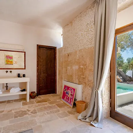 Masseria Guadalupe לינה וארוחת בוקר 4*