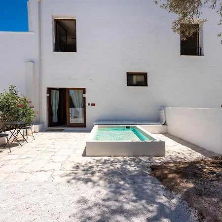 לינה וארוחת בוקר Masseria Guadalupe אוסטוני